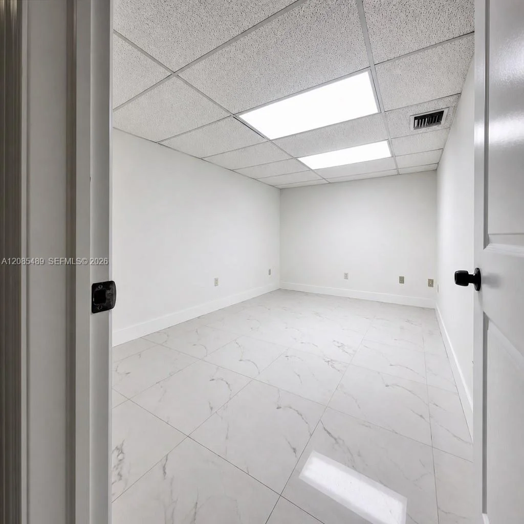 Photo of Unit CU203 at 13499 Biscayne Blvd