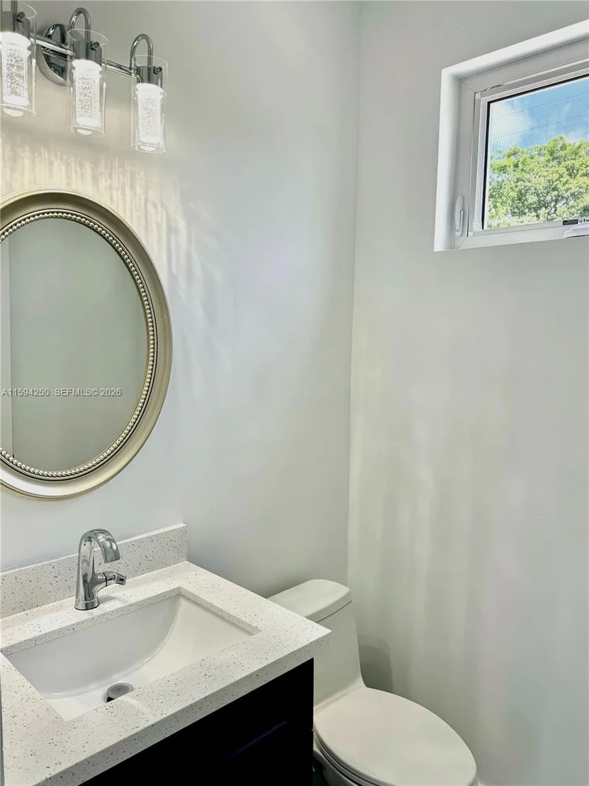 Photo of 84 Coral Way