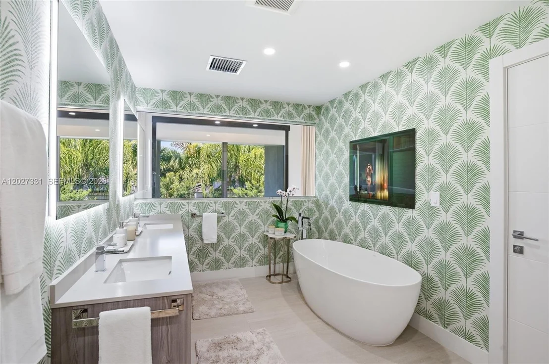 Photo of 4354 Alton Rd