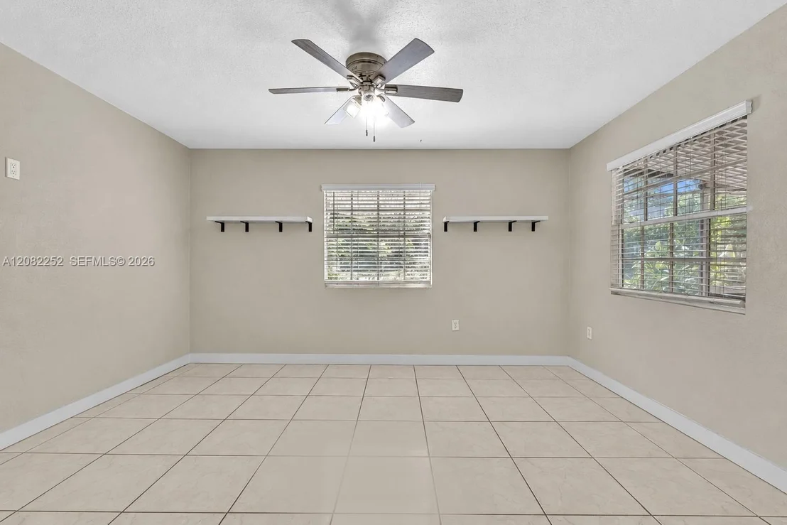 Photo of 5088 2nd Rd