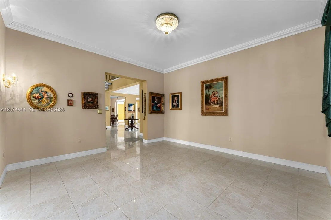 Photo of 501 Bay Lane