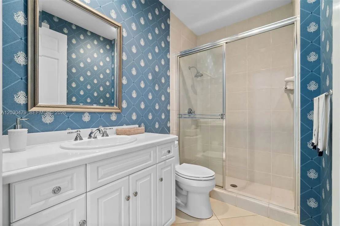 Photo of 6020 W Suburban Dr