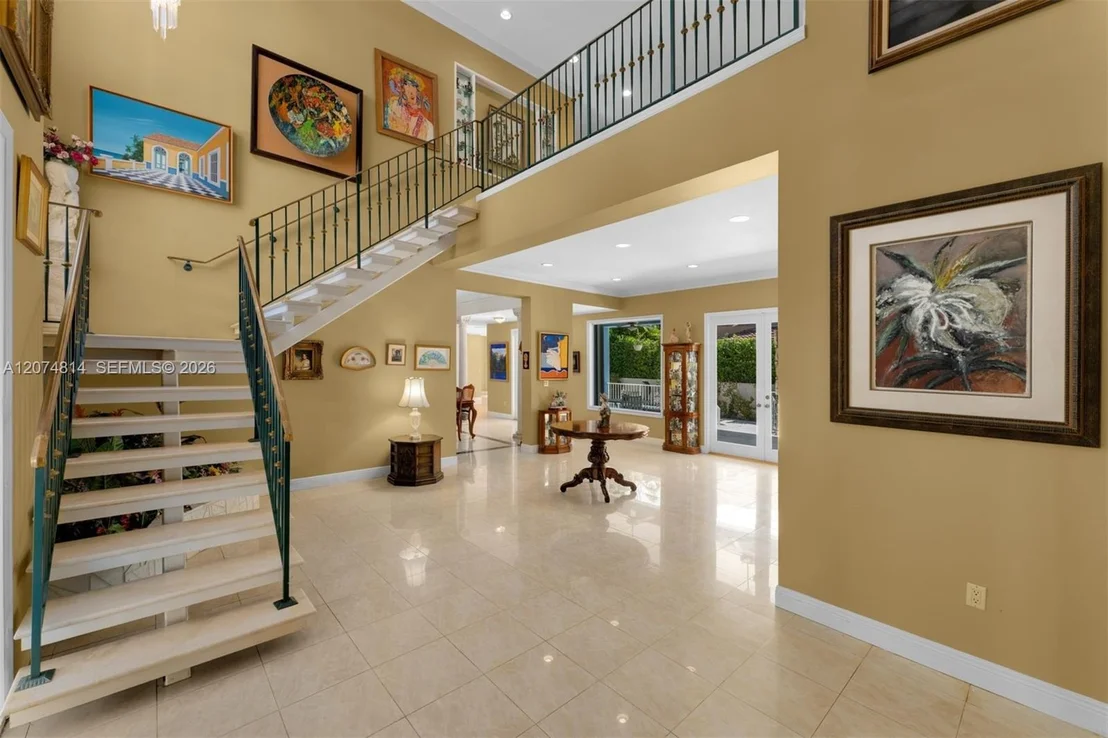 Photo of 501 Bay Lane