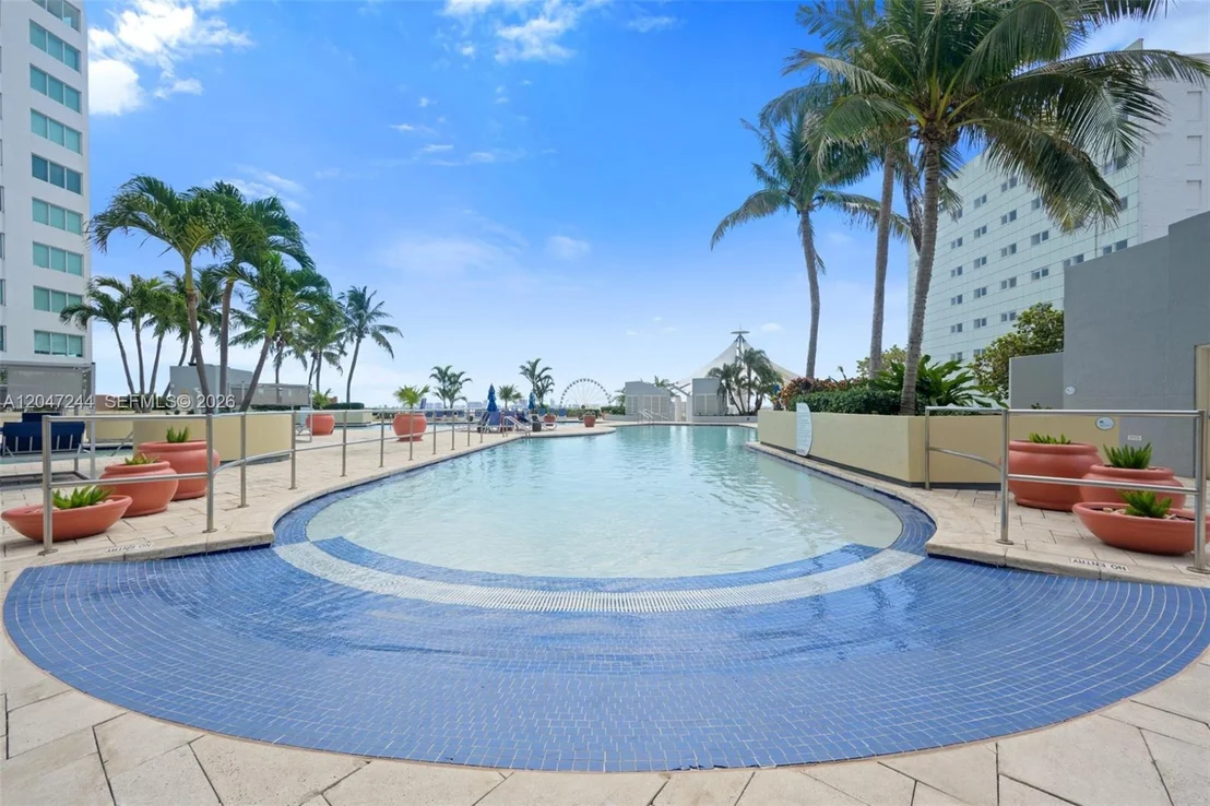 Photo of Unit 451 at 244 Biscayne Blvd