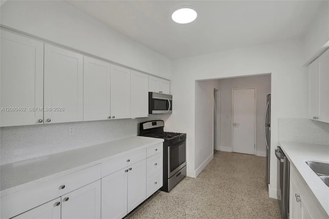 Photo of 2125 Alamanda Dr