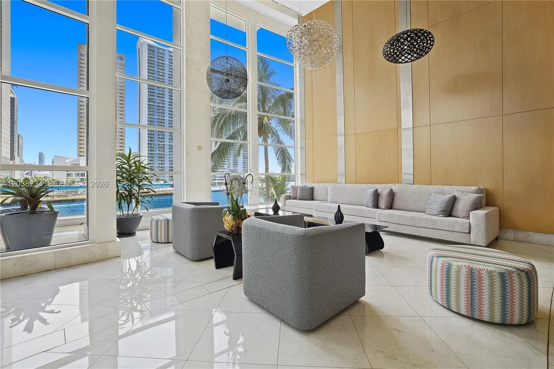 Photo of Unit 2408 at 901 Brickell Key Blvd