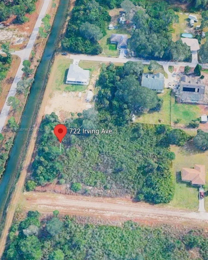 Photo of 722 Irving Ave