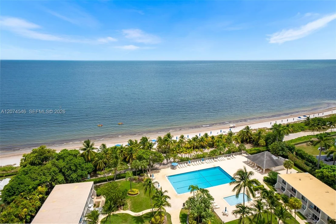 Photo of Unit 16F at 881 Ocean Dr