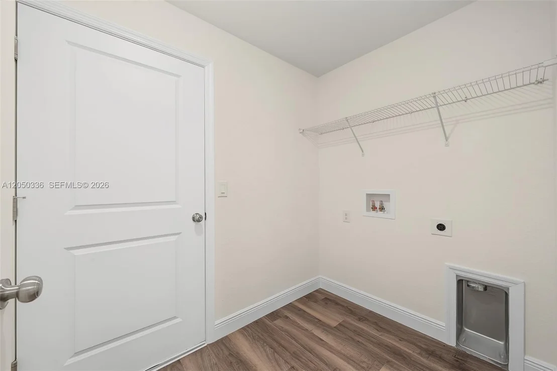 Photo of 5618 Cortez Blvd.