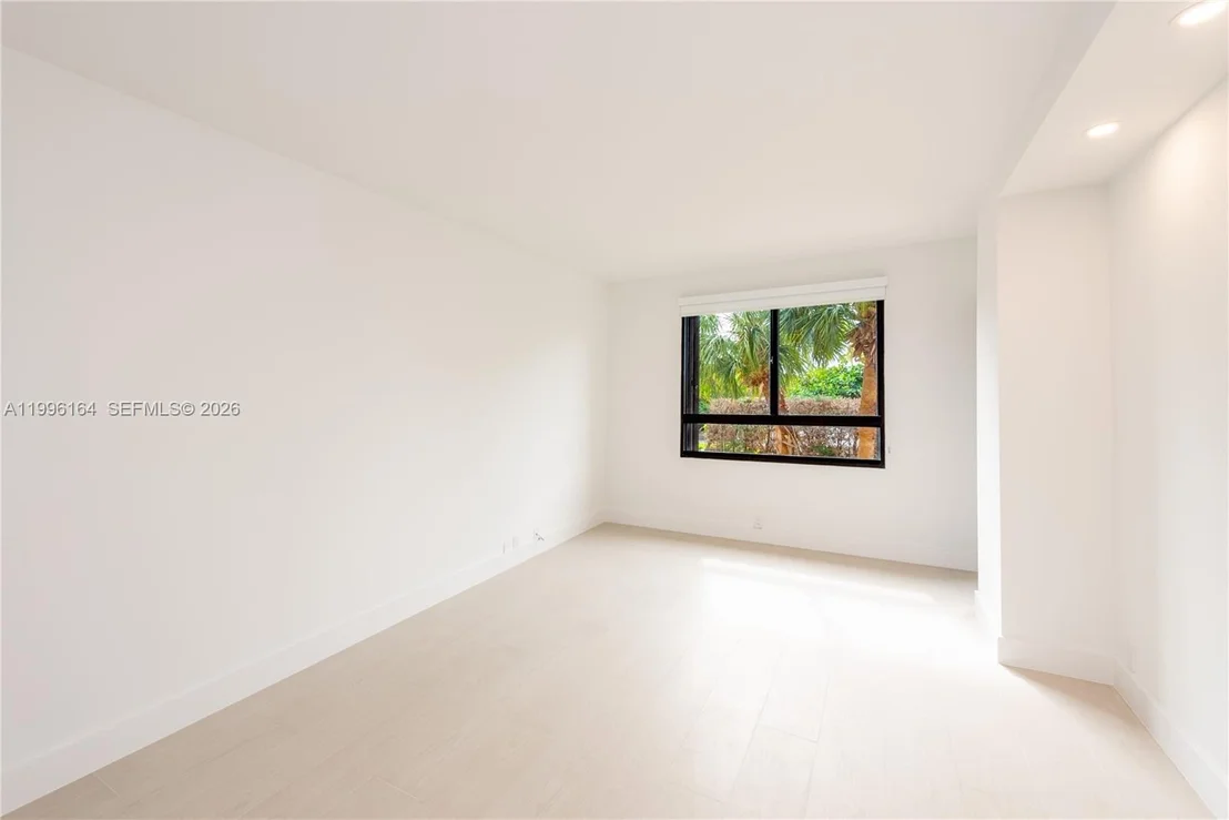 Photo of Unit 241 at 151 Crandon Blvd