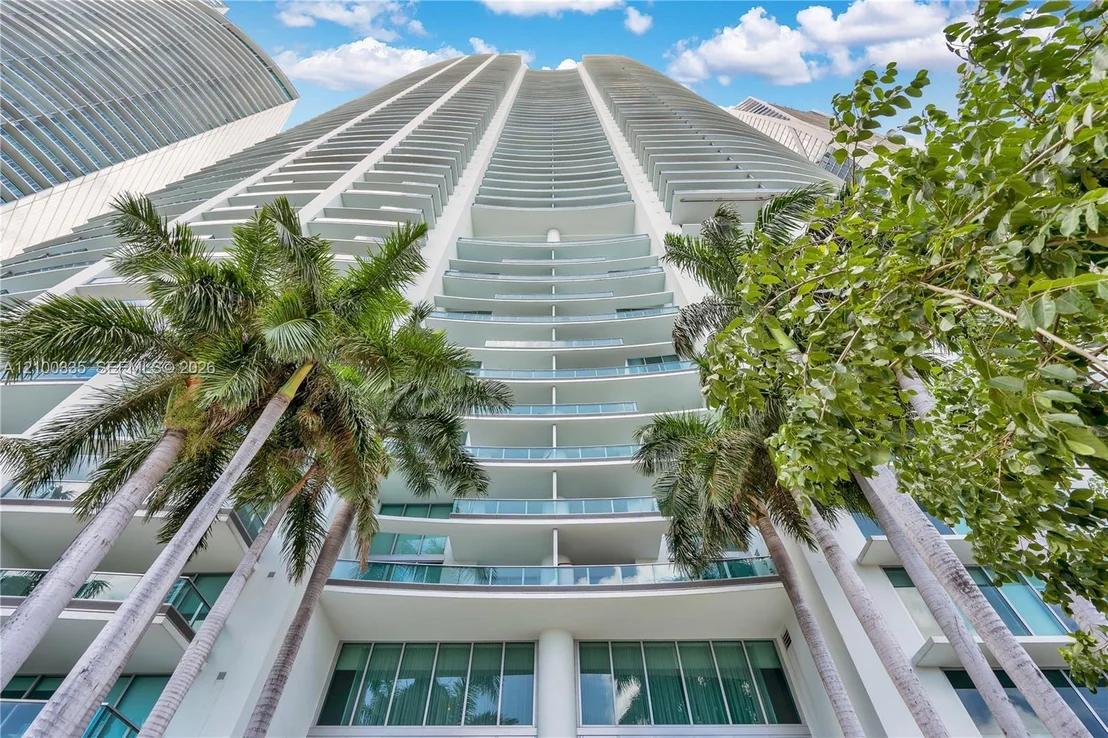 Photo of Unit 3003 at 900 Biscayne Blvd