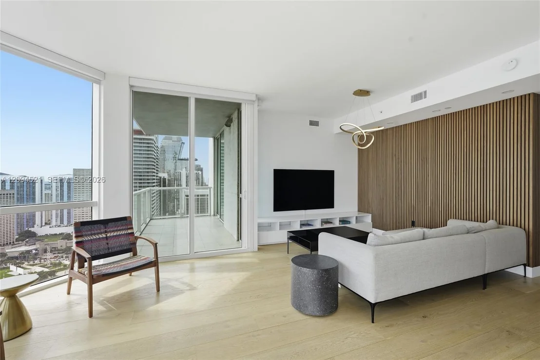 Photo of Unit 4103 at 244 Biscayne Blvd