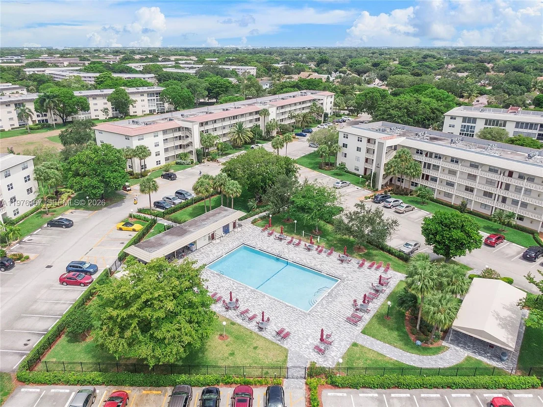 Photo of Unit A1 at 1901 Bermuda Cir