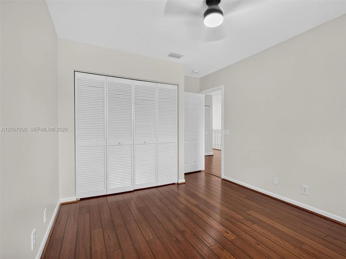 Photo of 1012 Cedar Falls Dr