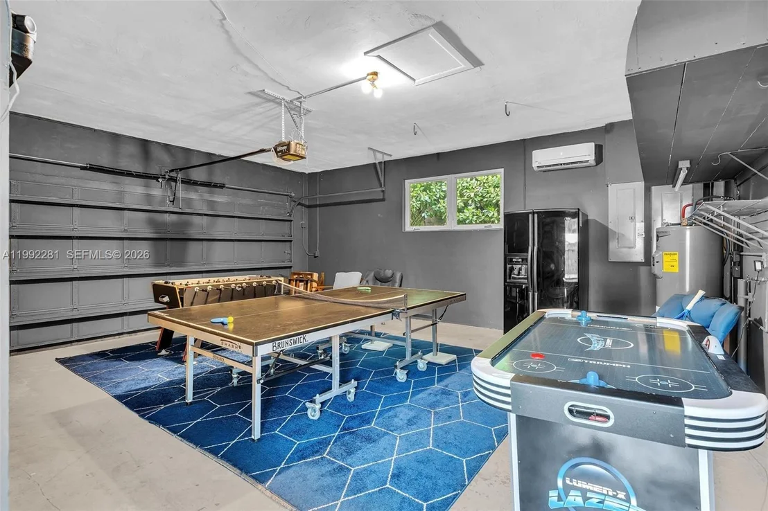 Photo of 472 Sunset Dr