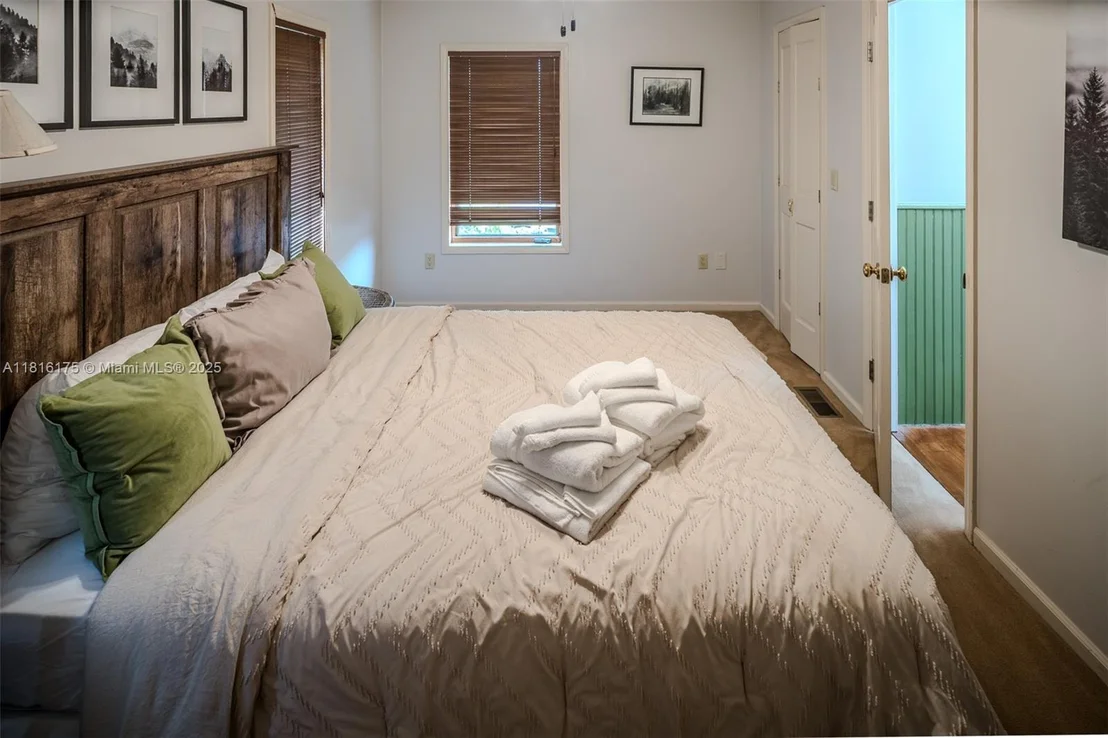 Photo of 200 Summit Lodge Road