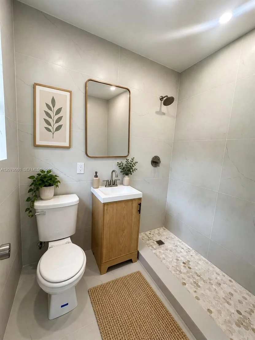Photo of 1115 W 51st Pl