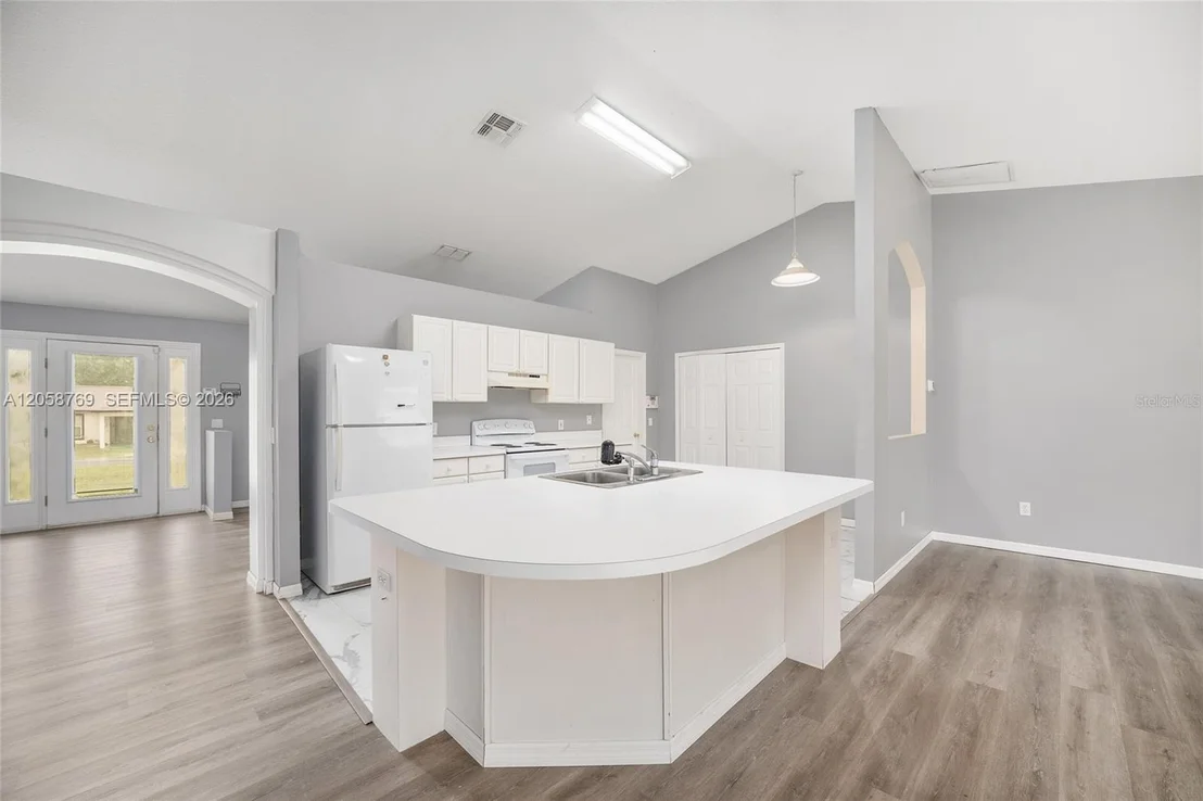 Photo of 20 PINE COURT LOOP