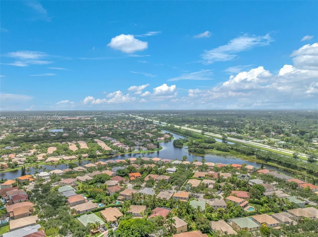 Photo of 4110 Laurel Ridge Cir