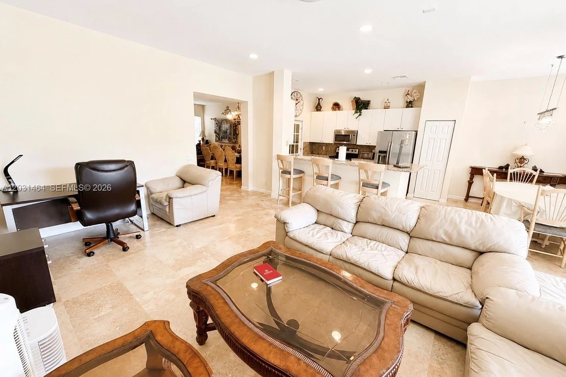 Photo of 748 Tulip Cir