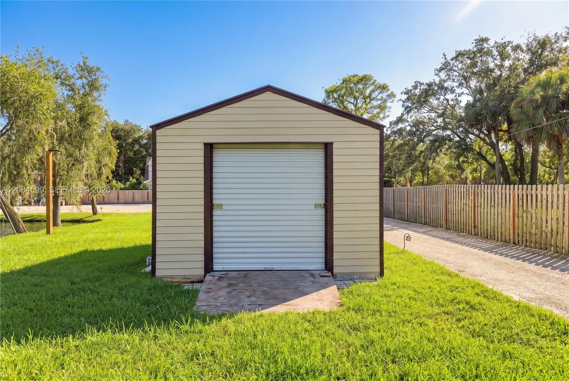 Photo of 1575 HARLOCK RD