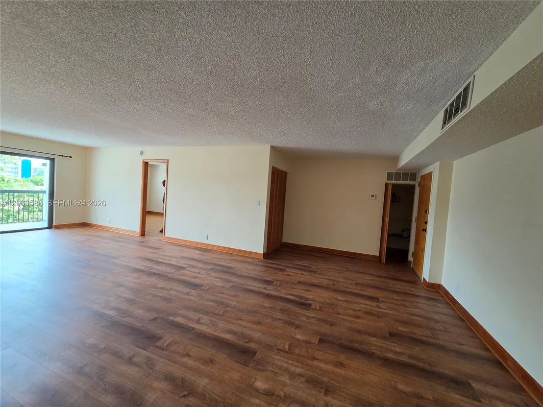 Photo of Unit 415 at 