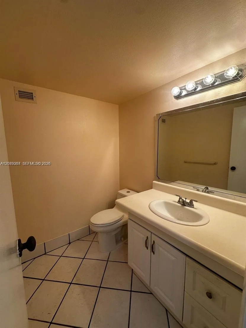 Photo of Unit 106 at 