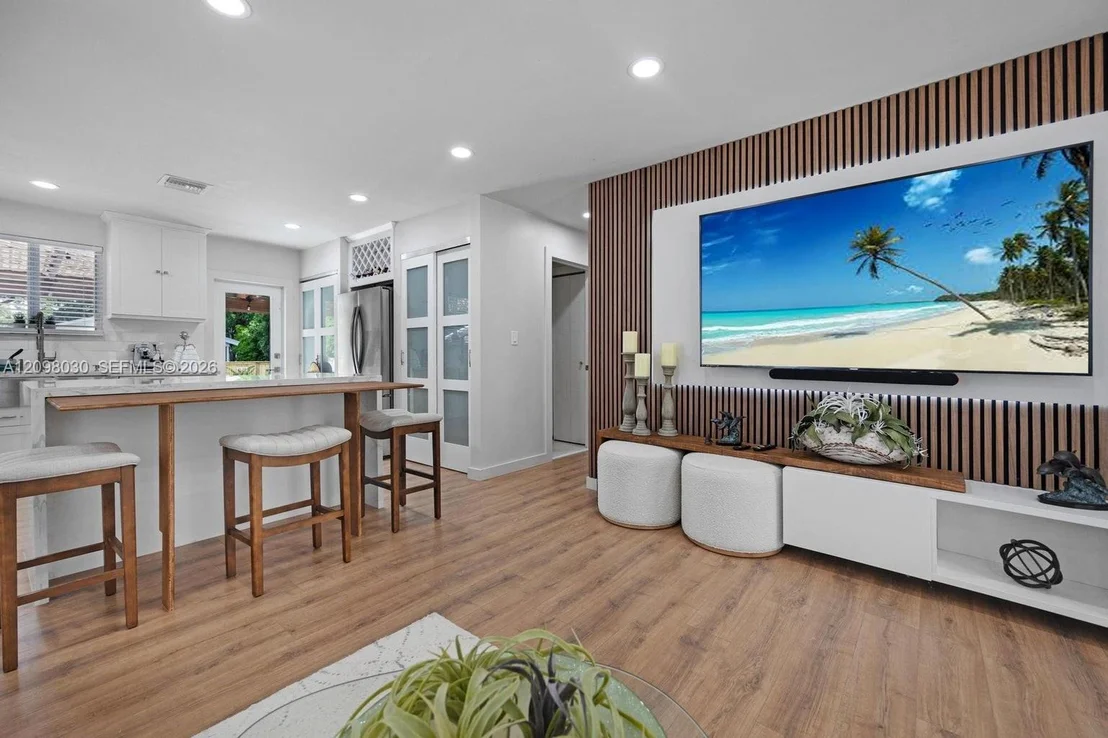 Photo of 53 Bonefish Ave
