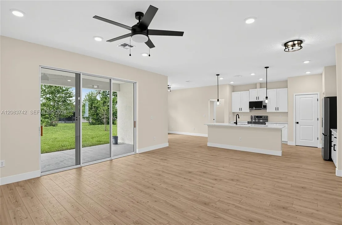 Photo of 140 Frontier Drive