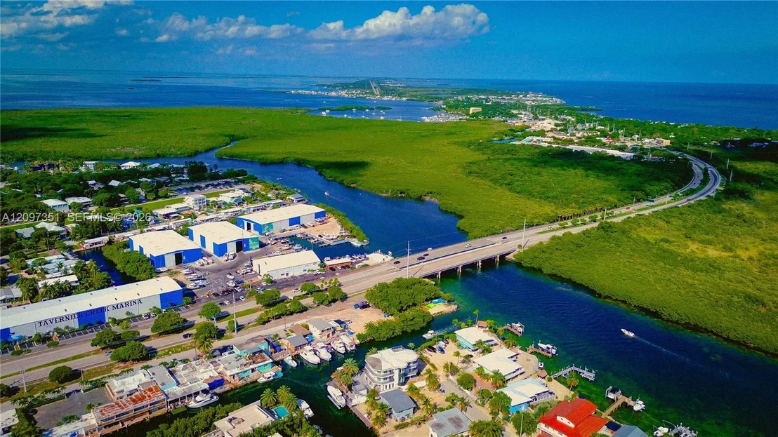 Photo of 149 Harbor Dr
