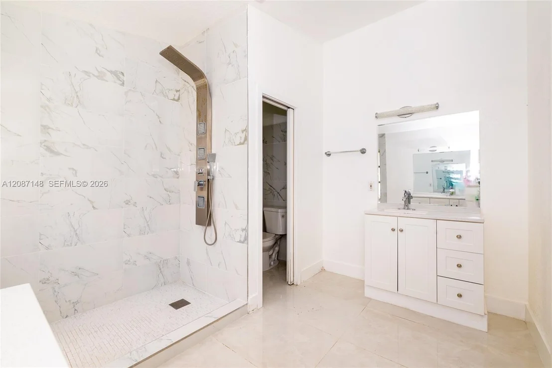 Photo of 9706 Harbour Lake Cir