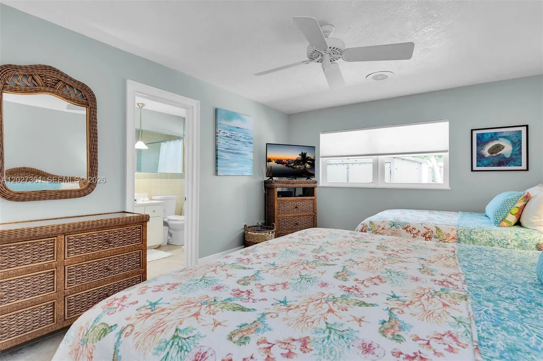 Photo of 2919 Sombrero Blvd