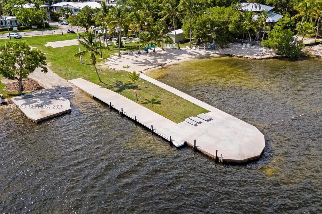 Photo of 53 Bonefish Ave