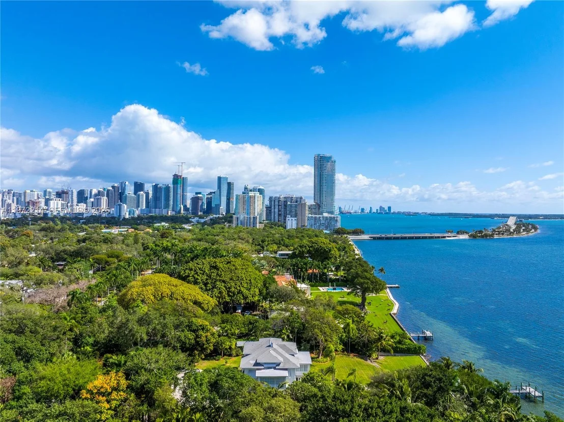 Photo of 3149 Brickell Ave