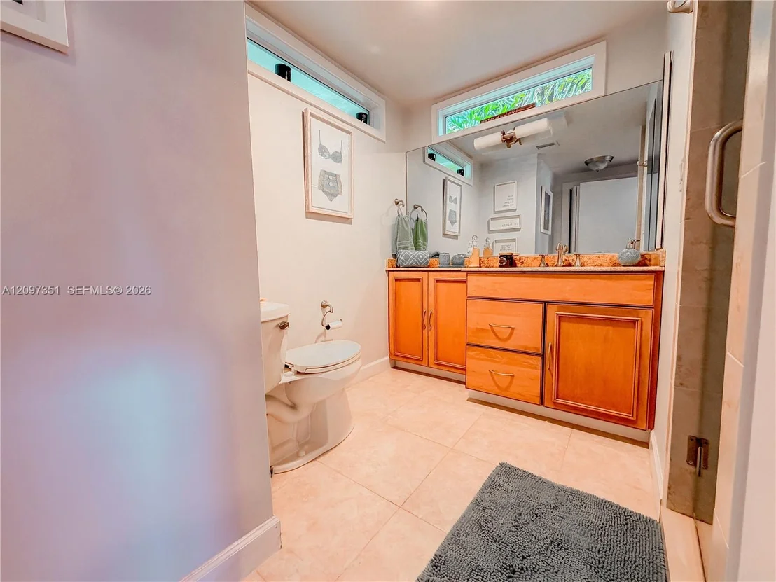 Photo of 149 Harbor Dr