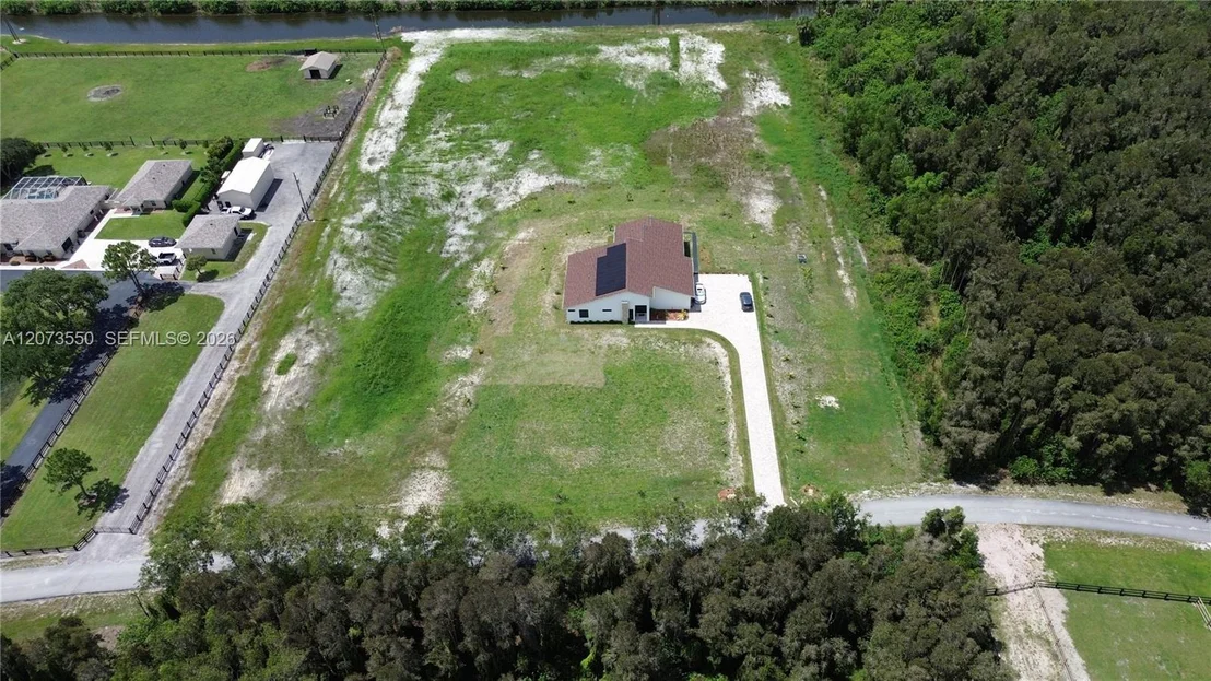 Photo of 19860 Skyhawk Ln