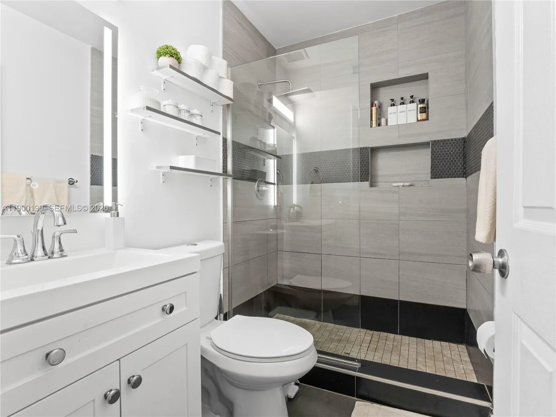 Photo of 8401 NW 24th Pl