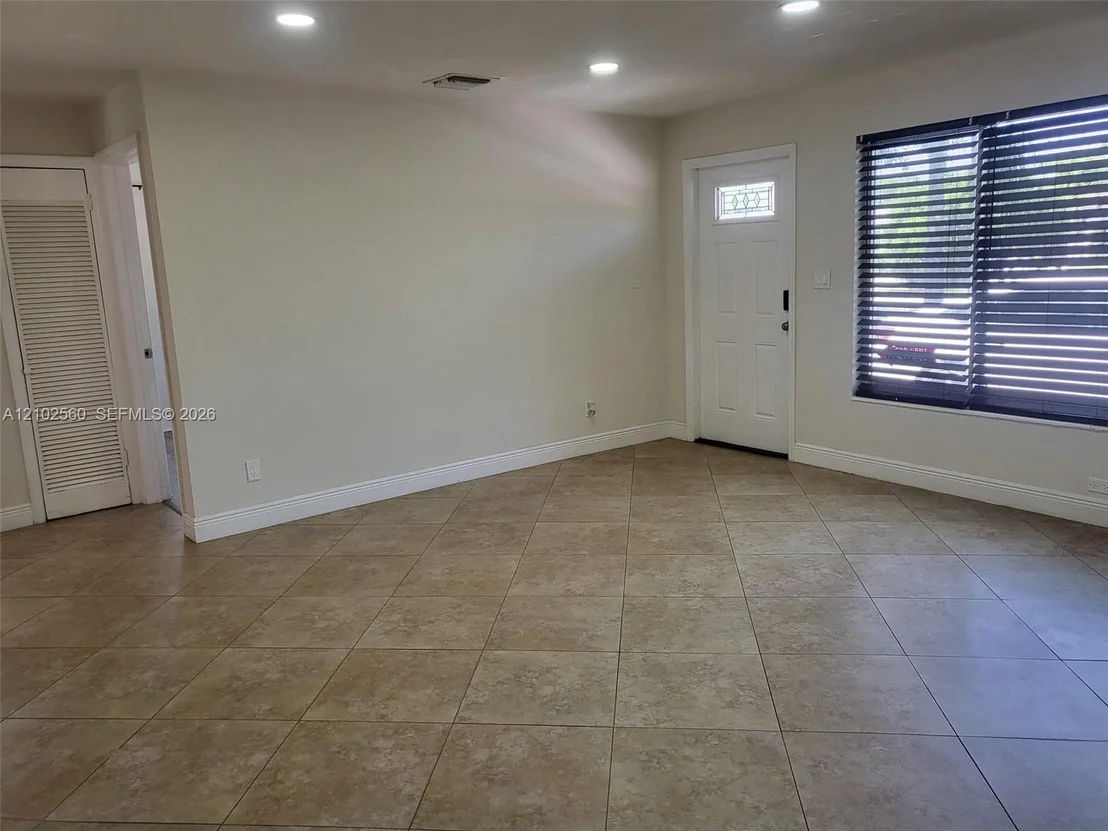 Photo of 3700 NE 13th Ter