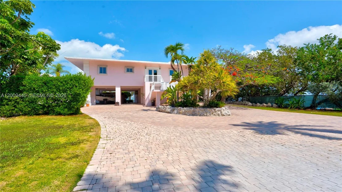 Photo of 1101 Mastic Street