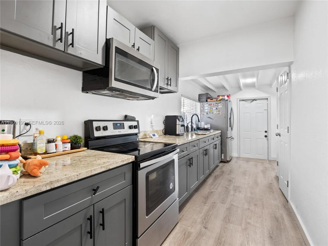 Photo of 8401 NW 24th Pl