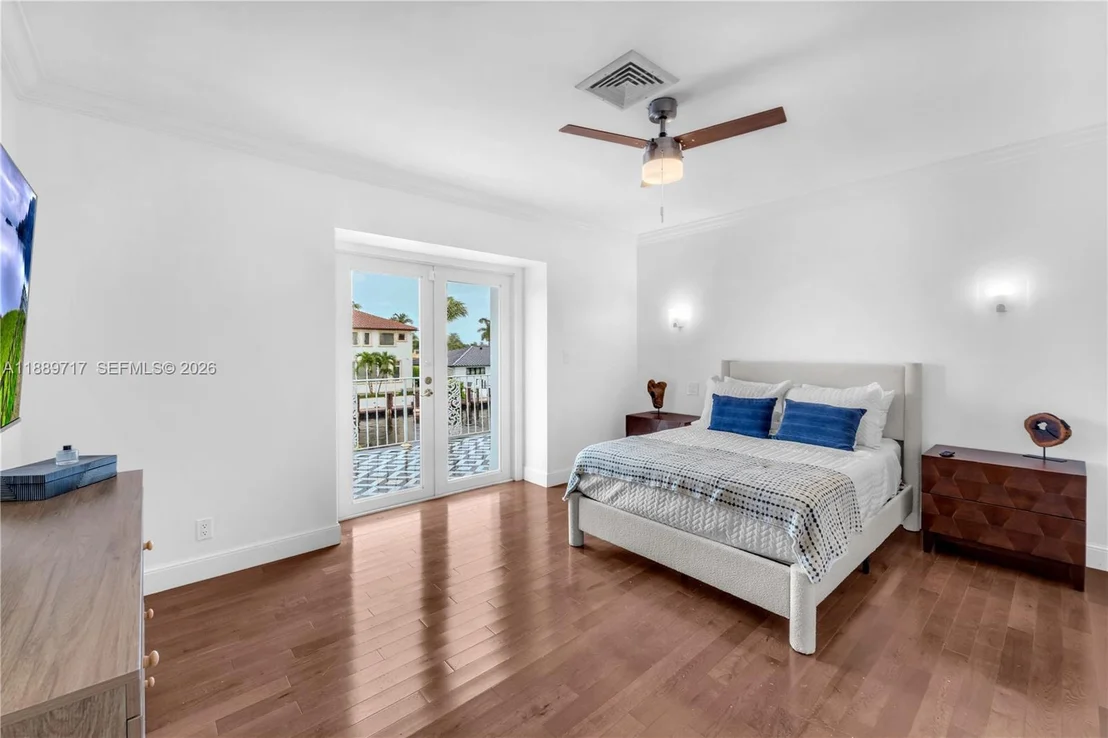Photo of 4440 NE 23rd Ave