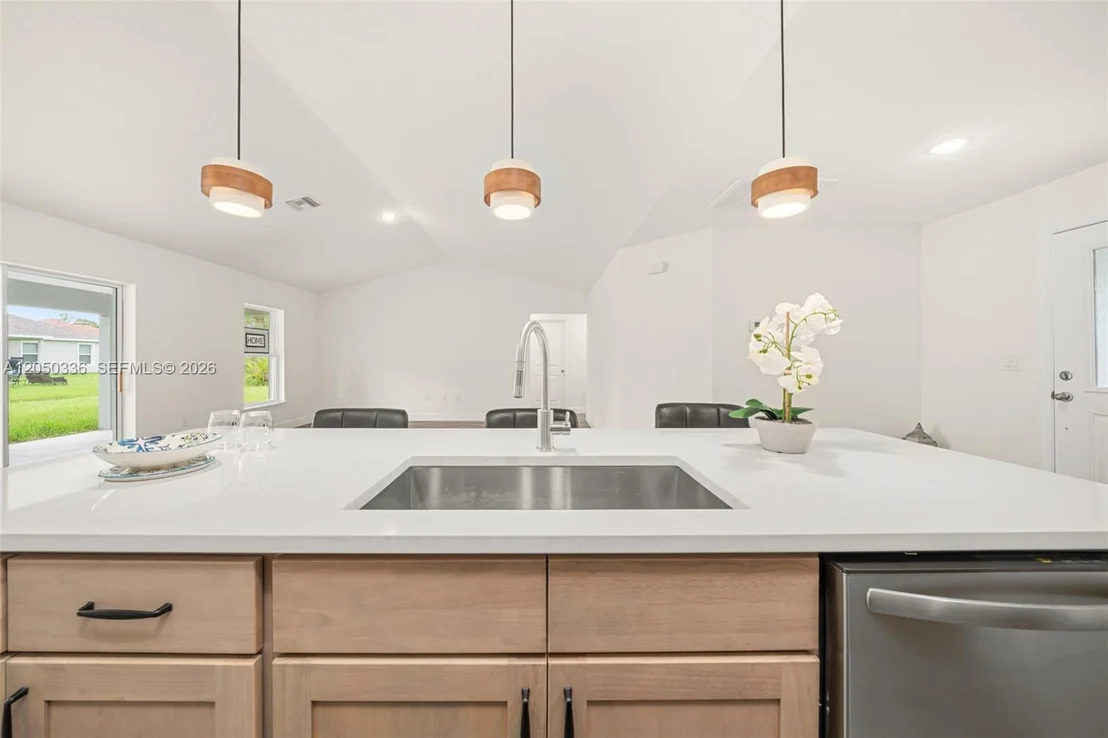 Photo of 5618 Cortez Blvd.