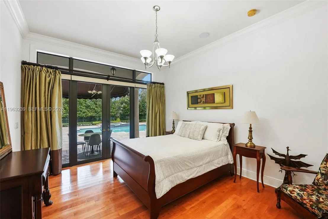 Photo of 11111 Killian Park Rd