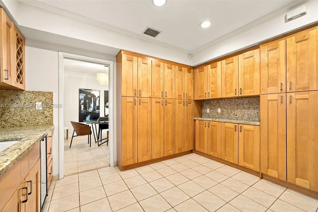 Photo of 1325 Blue Rd