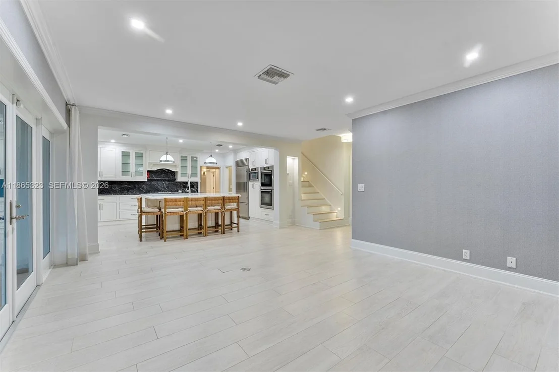 Photo of 746 Marble Ct