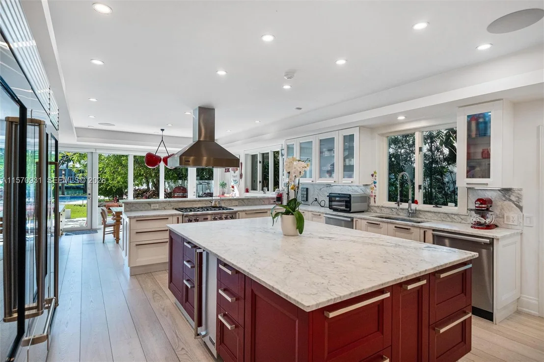 Photo of 6320 Allison Rd