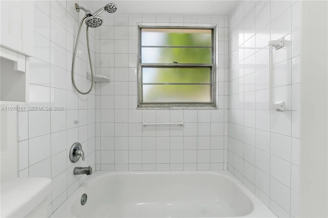 Photo of Unit A1 at 1901 Bermuda Cir
