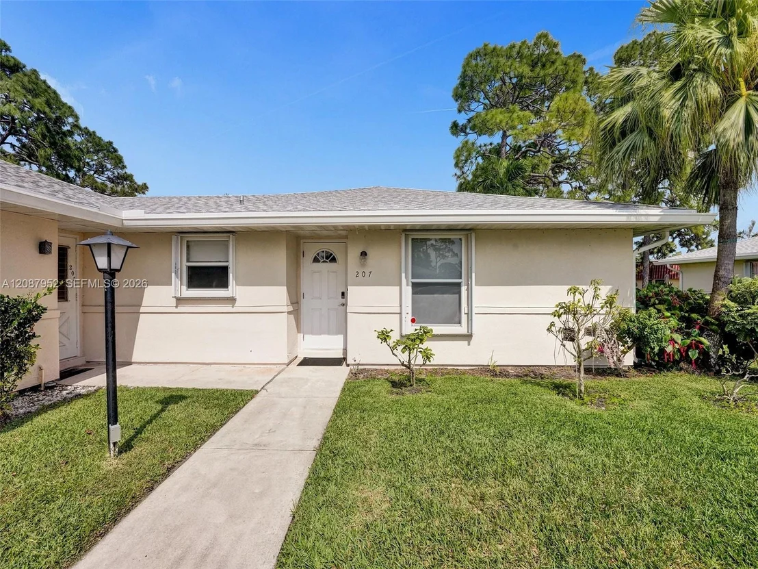Photo of Unit 207 at 207 Cape Cod Cir