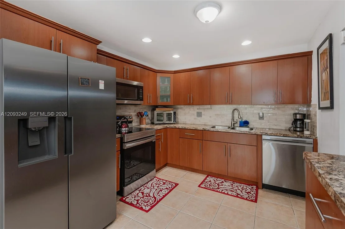 Photo of 6064 NW 3rd St