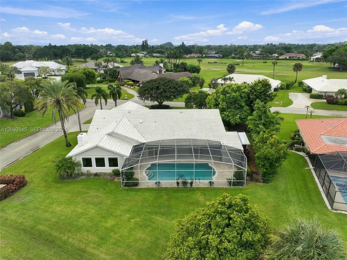 Photo of 444 Glenbrook Dr